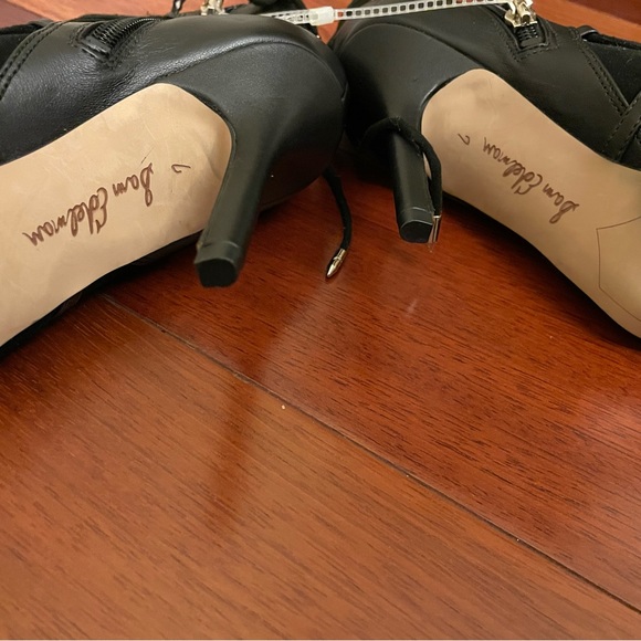 Same Edelman open toe booties - Picture 2 of 3